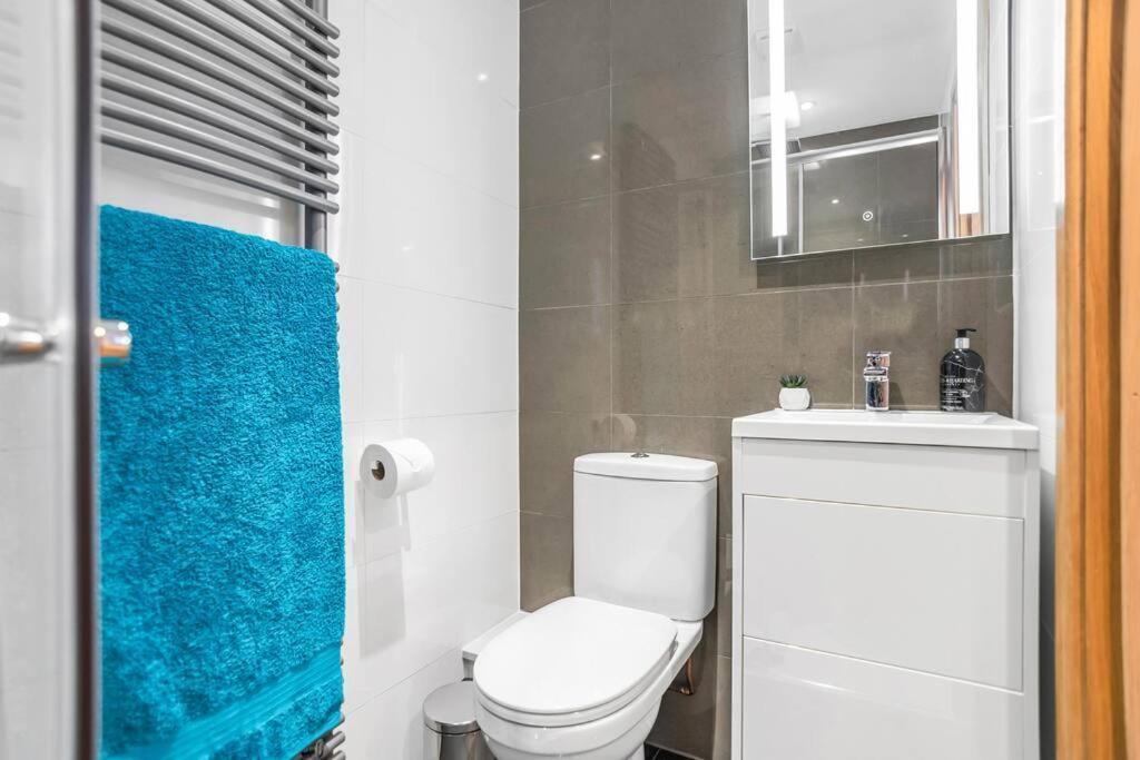 Isabel'S Wing! A Stunning 2 Bedroom Property NWI Esterno foto