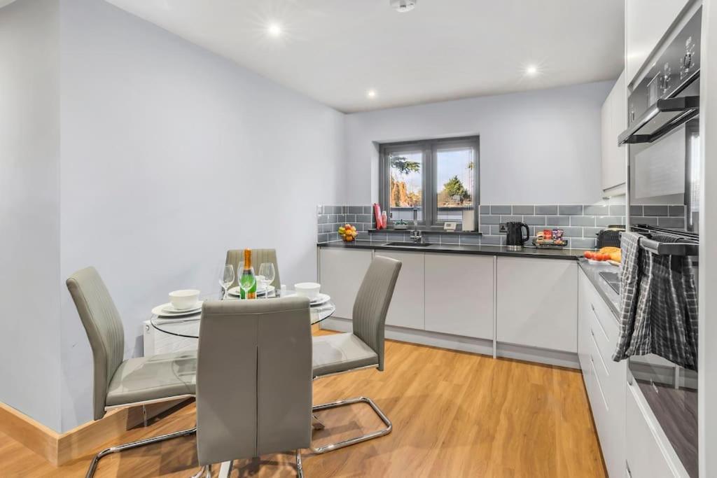Isabel'S Wing! A Stunning 2 Bedroom Property NWI Esterno foto