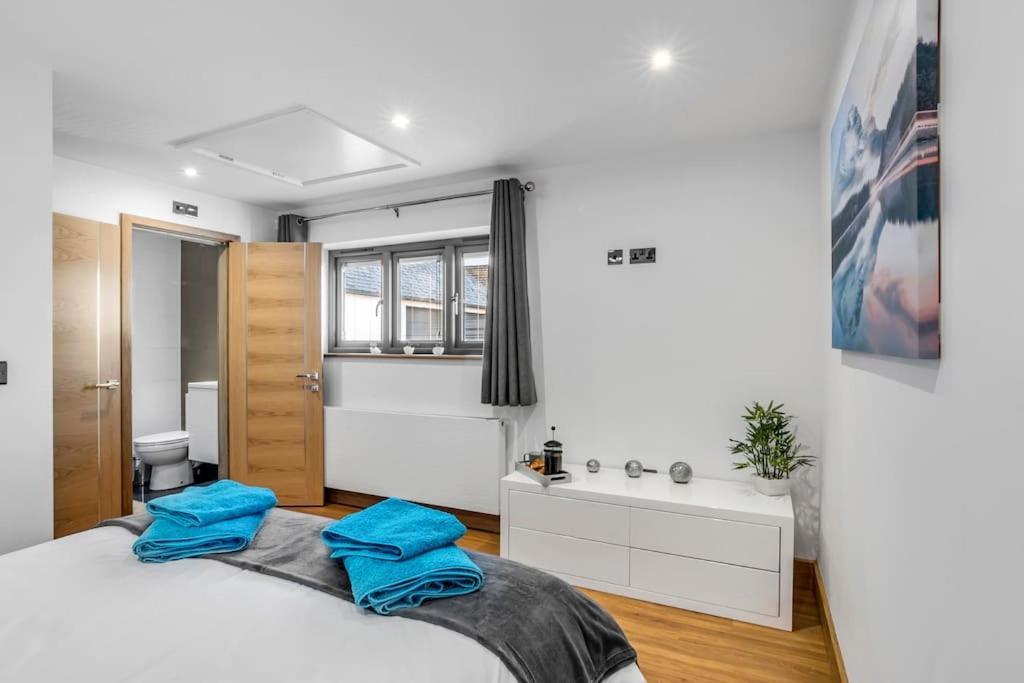 Isabel'S Wing! A Stunning 2 Bedroom Property NWI Esterno foto